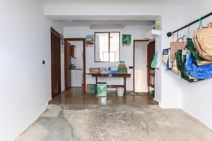 Image No.48-4 Bed Townhouse for sale