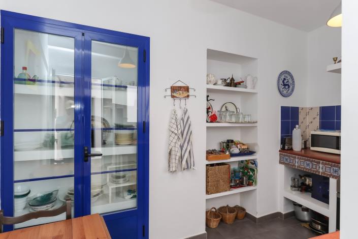 Image No.18-5 Bed Townhouse for sale