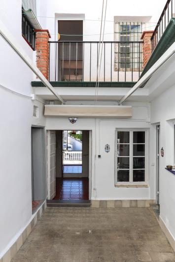 Image No.47-5 Bed Townhouse for sale