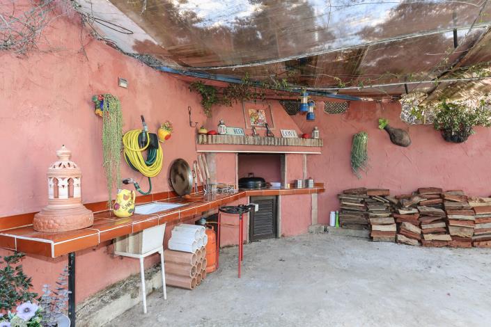 Image No.38-3 Bed Villa / Detached for sale