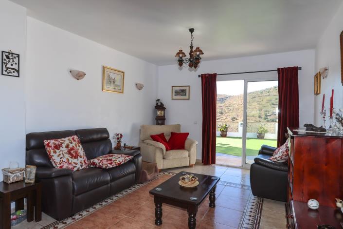 Image No.12-3 Bed Villa / Detached for sale