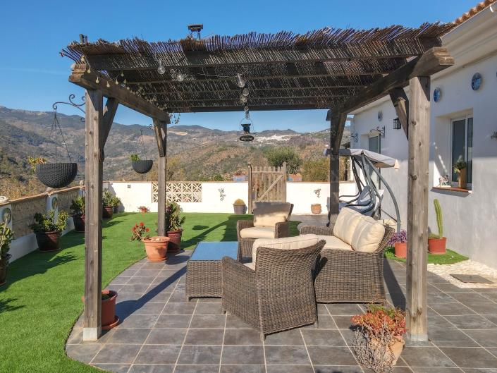 Image No.6-3 Bed Villa / Detached for sale