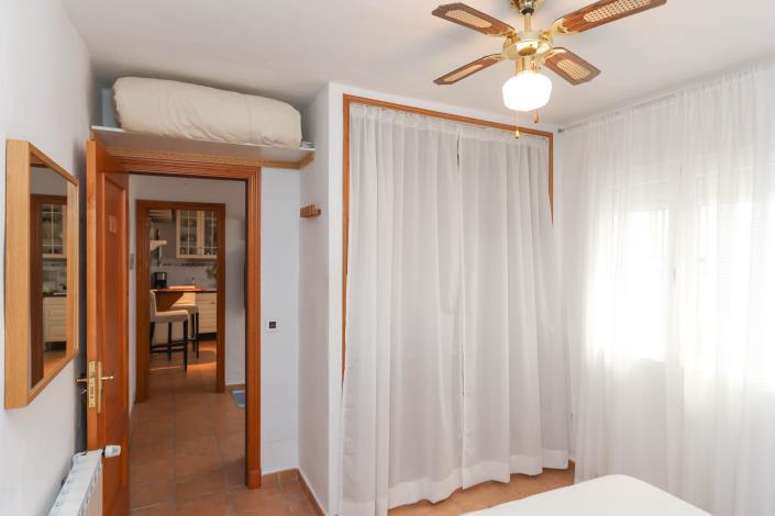 Image No.23-6 Bed Townhouse for sale