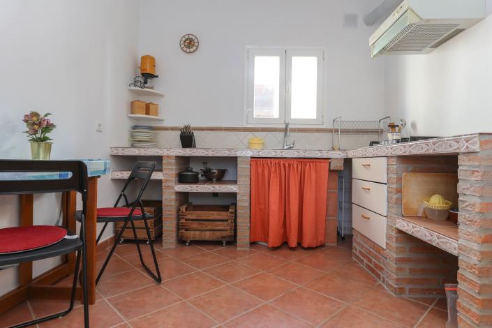 Image No.55-6 Bed Townhouse for sale