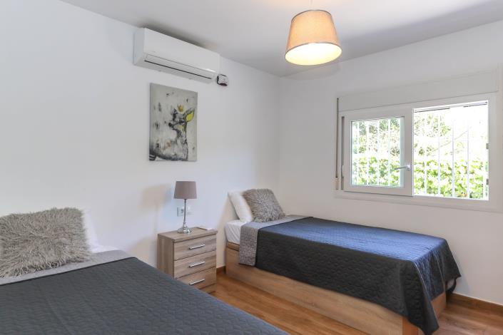 Image No.21-5 Bed Villa / Detached for sale