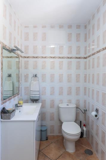 Image No.50-5 Bed Villa / Detached for sale