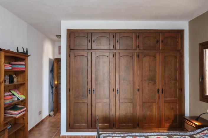 Image No.26-4 Bed Villa / Detached for sale