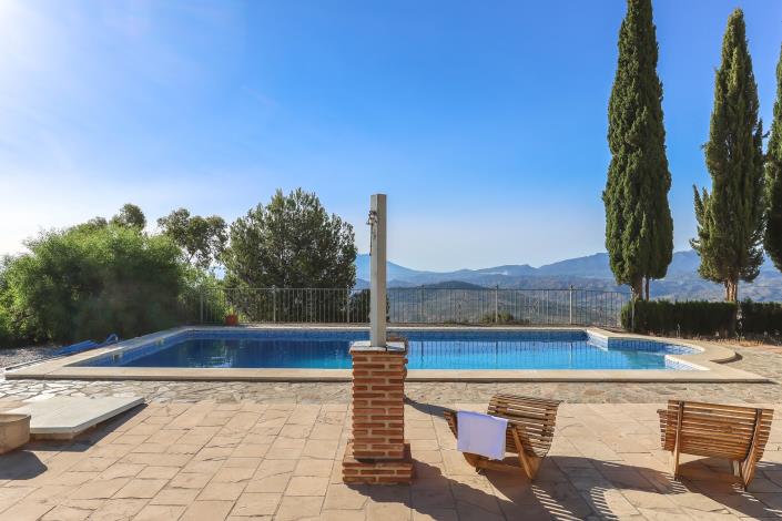 Image No.52-4 Bed Villa / Detached for sale