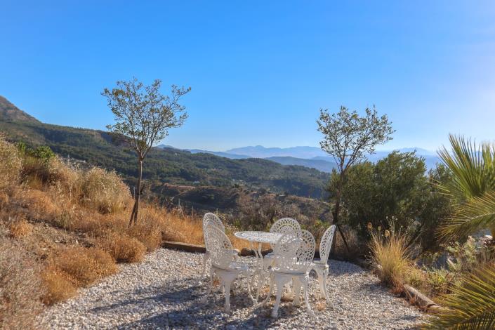 Image No.57-4 Bed Villa / Detached for sale