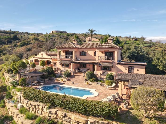 Image No.59-5 Bed Villa / Detached for sale