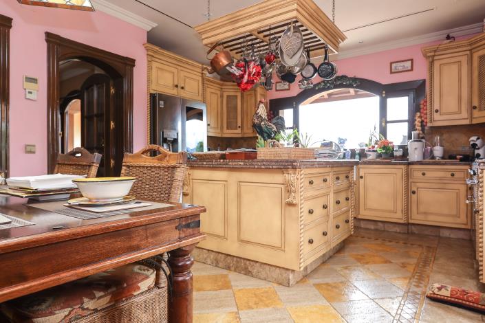 Image No.15-5 Bed Villa / Detached for sale