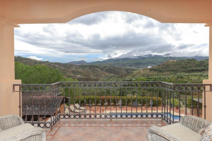 Image No.22-5 Bed Villa / Detached for sale