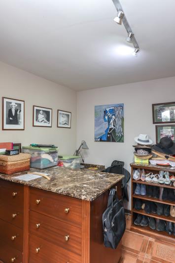 Image No.30-5 Bed Villa / Detached for sale