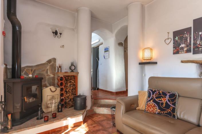 Image No.18-3 Bed Townhouse for sale