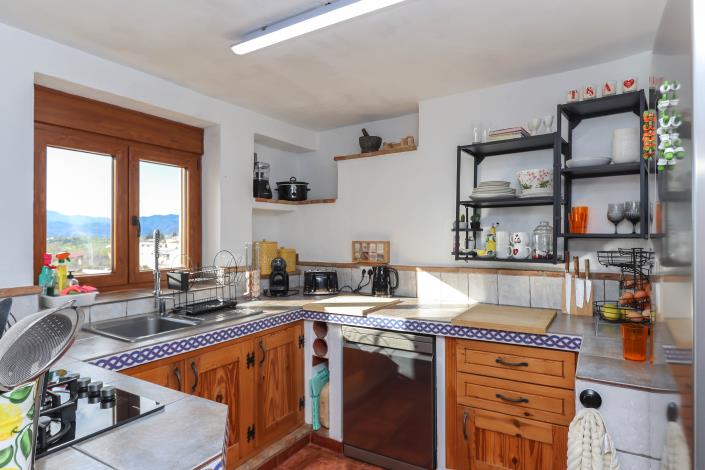 Image No.19-3 Bed Townhouse for sale