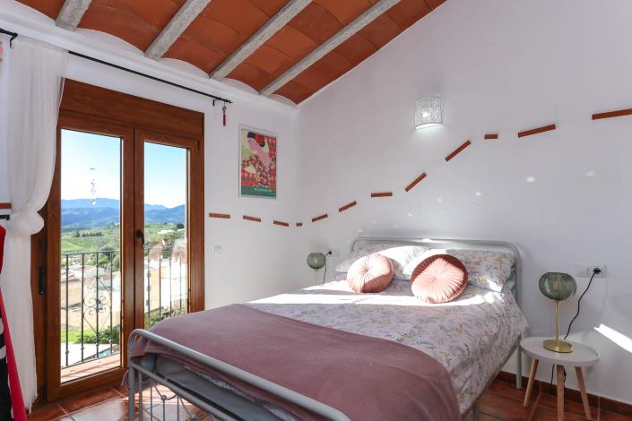 Image No.29-3 Bed Townhouse for sale