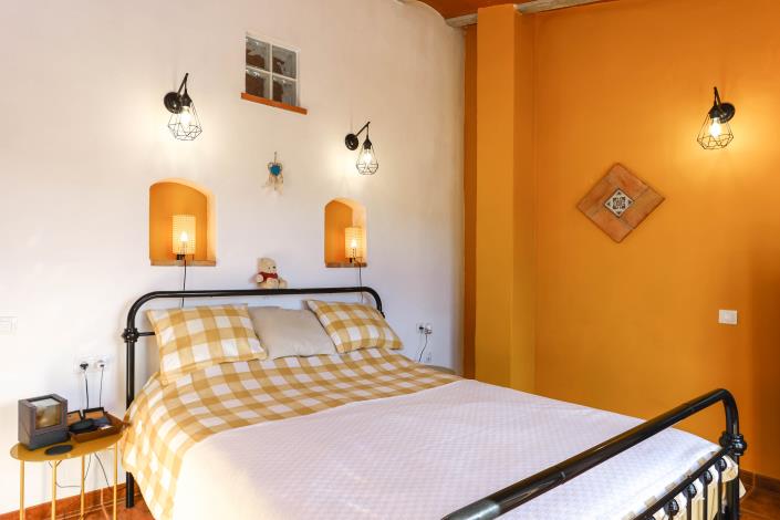 Image No.36-3 Bed Townhouse for sale