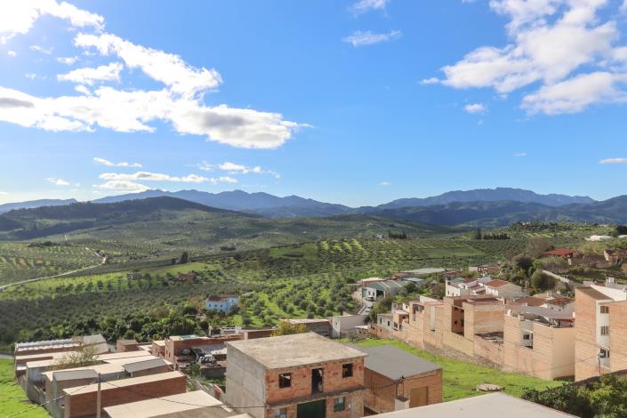 Image No.42-3 Bed Townhouse for sale