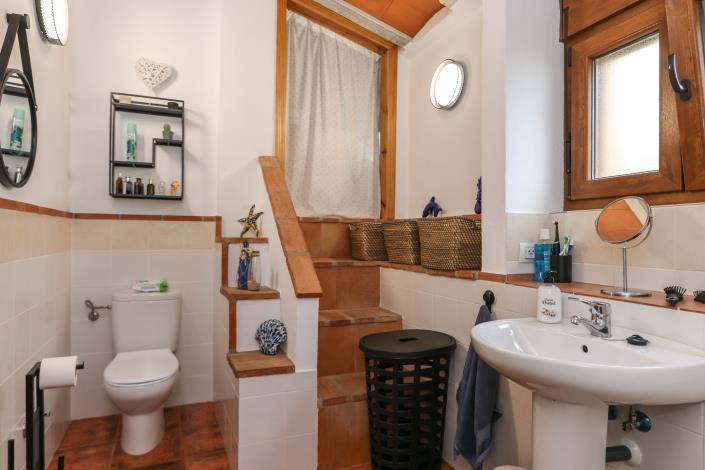 Image No.44-3 Bed Townhouse for sale