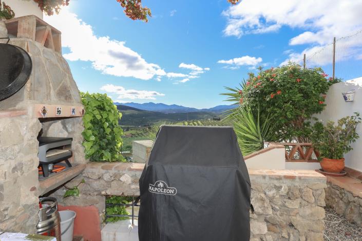 Image No.52-3 Bed Townhouse for sale