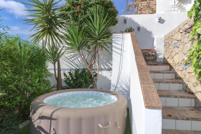 Image No.56-3 Bed Townhouse for sale