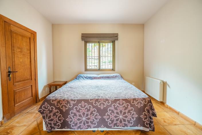 Image No.21-4 Bed Villa / Detached for sale