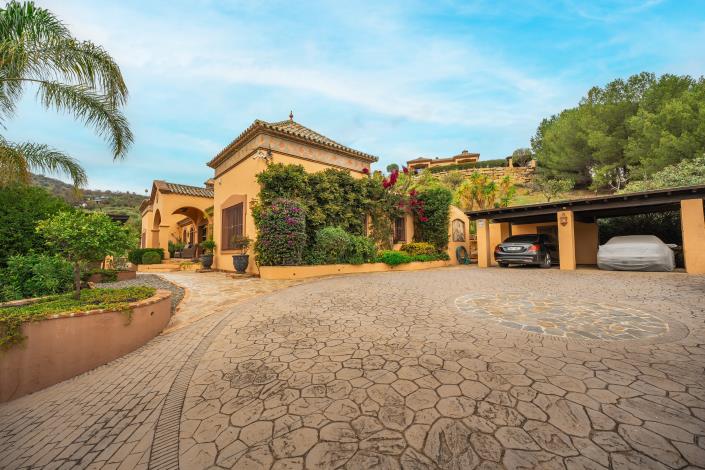 Image No.29-4 Bed Villa / Detached for sale