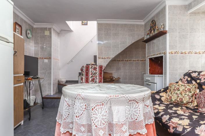 Image No.11-4 Bed Townhouse for sale