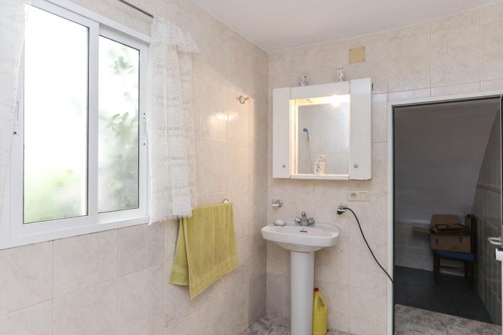 Image No.26-4 Bed Townhouse for sale