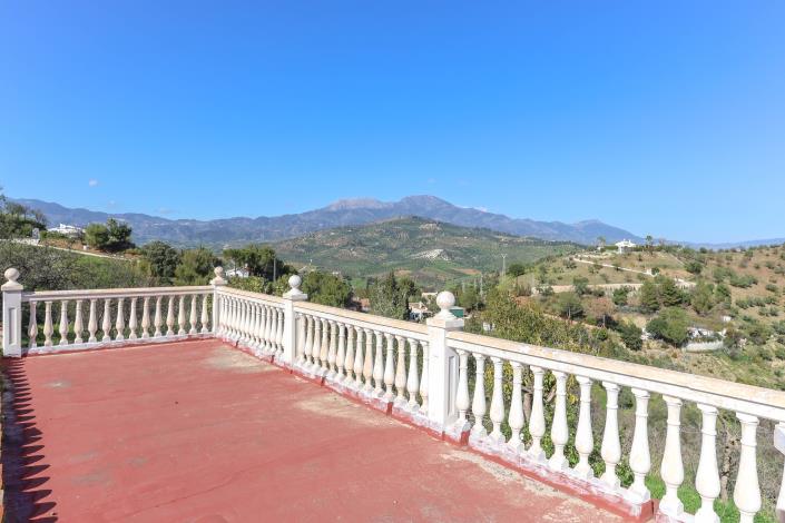 Image No.6-2 Bed Villa / Detached for sale