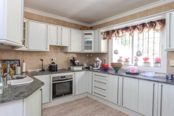 Image No.7-3 Bed Townhouse for sale