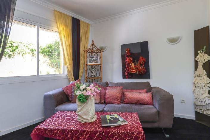 Image No.18-3 Bed Townhouse for sale