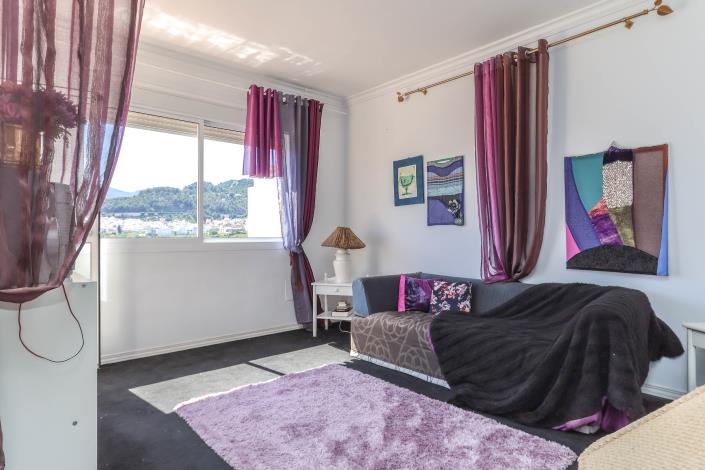 Image No.23-3 Bed Townhouse for sale