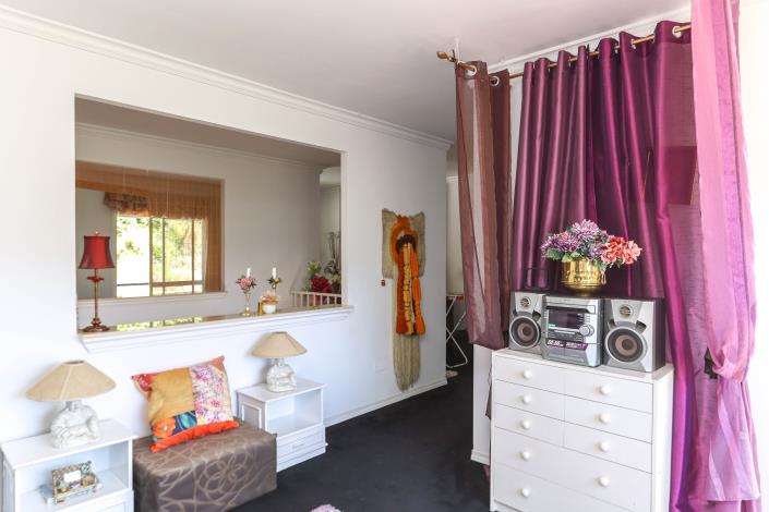 Image No.25-3 Bed Townhouse for sale