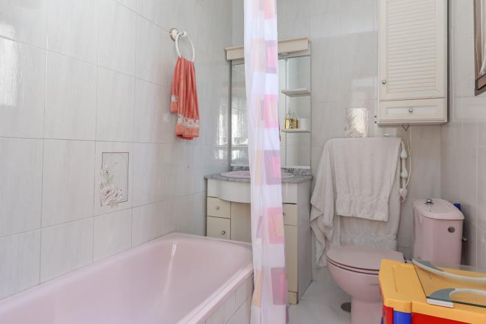 Image No.17-3 Bed Villa / Detached for sale