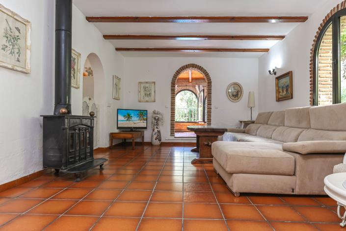 Image No.17-7 Bed Villa / Detached for sale