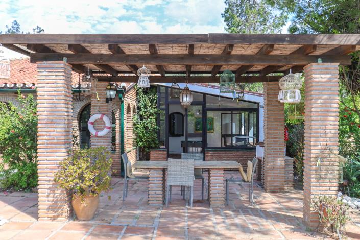 Image No.33-7 Bed Villa / Detached for sale