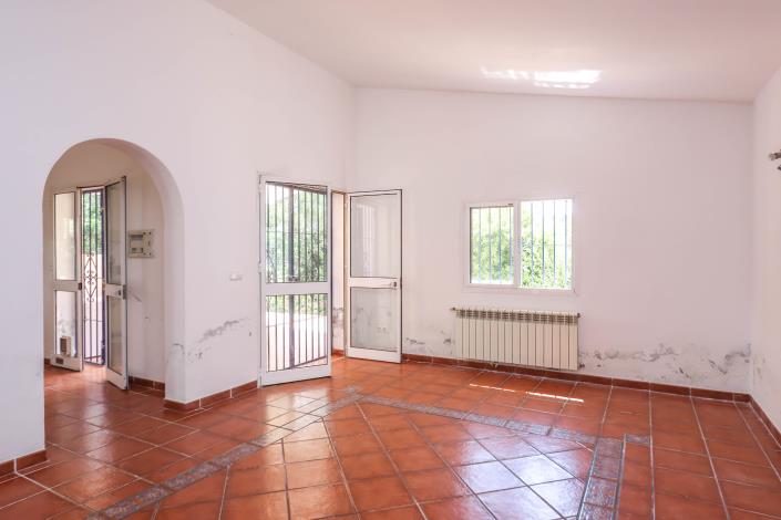 Image No.45-7 Bed Villa / Detached for sale