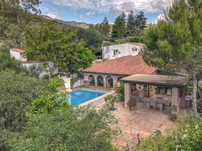 Image No.59-7 Bed Villa / Detached for sale