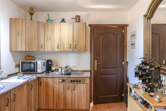 Image No.5-1 Bed Farmhouse for sale