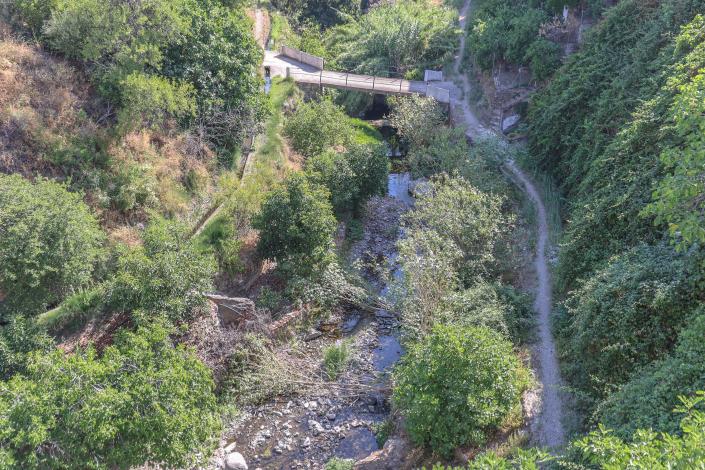 Image No.5-5 Bed Townhouse for sale