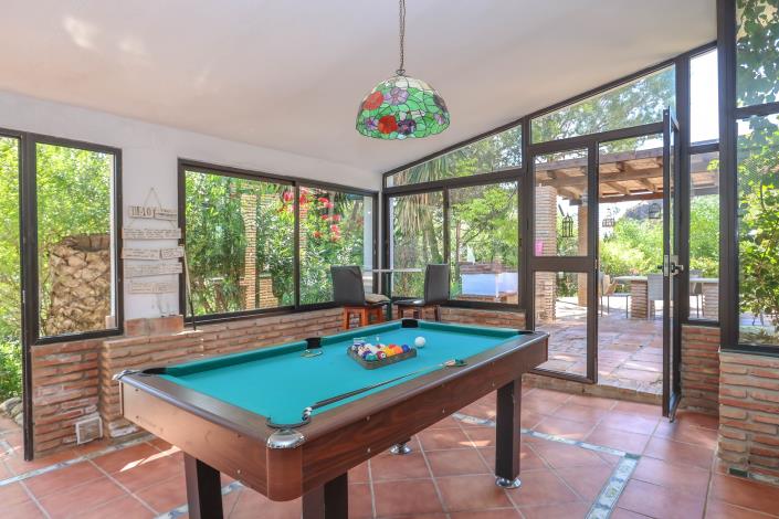 Image No.24-7 Bed Villa / Detached for sale