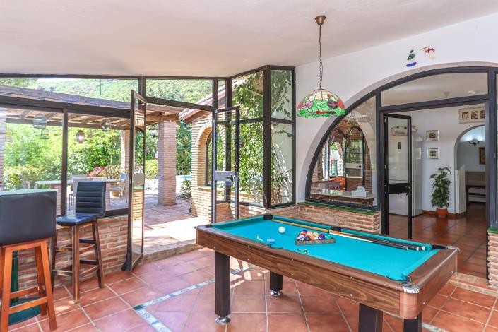 Image No.21-7 Bed Villa / Detached for sale