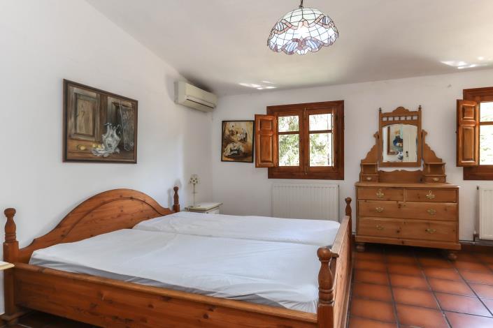 Image No.26-7 Bed Villa / Detached for sale