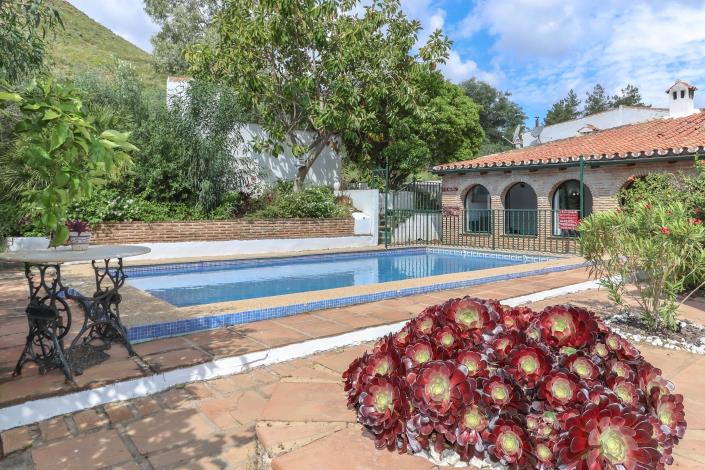 Image No.31-7 Bed Villa / Detached for sale