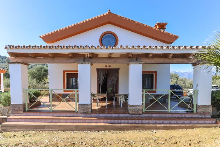 Image No.6-4 Bed Villa / Detached for sale