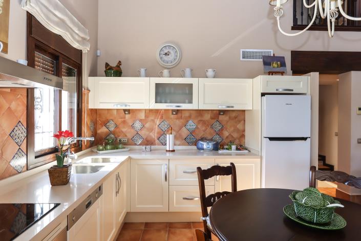 Image No.16-4 Bed Villa / Detached for sale