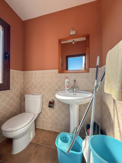 Image No.35-4 Bed Villa / Detached for sale