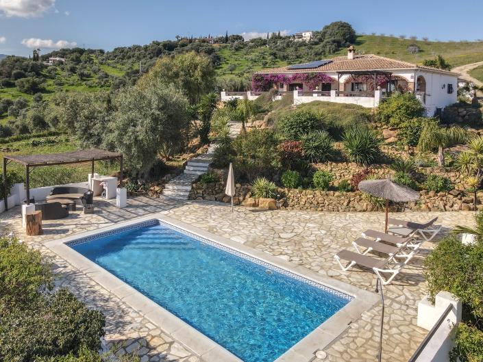 Image No.3-4 Bed Villa / Detached for sale