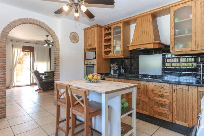 Image No.16-4 Bed Villa / Detached for sale